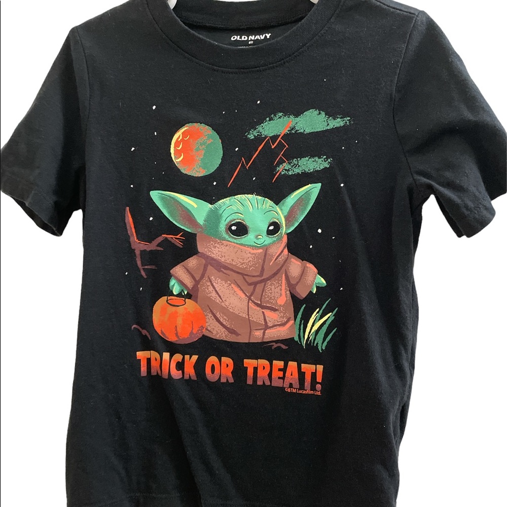 Baby Yoda Halloween Shirt